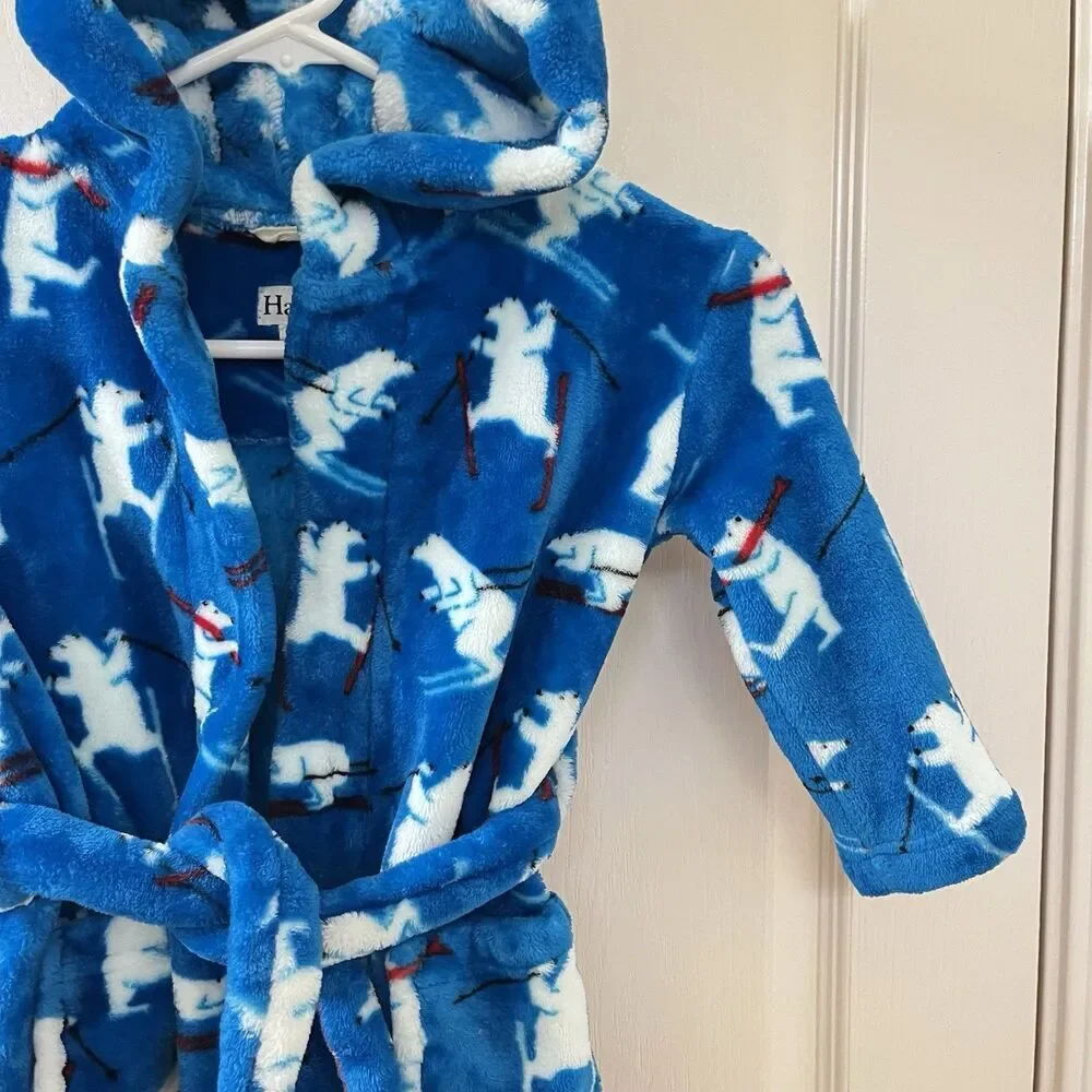 Hatley blue skiing